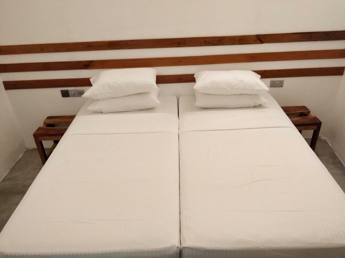 Alkina Lodge Фулидхоо Экстерьер фото